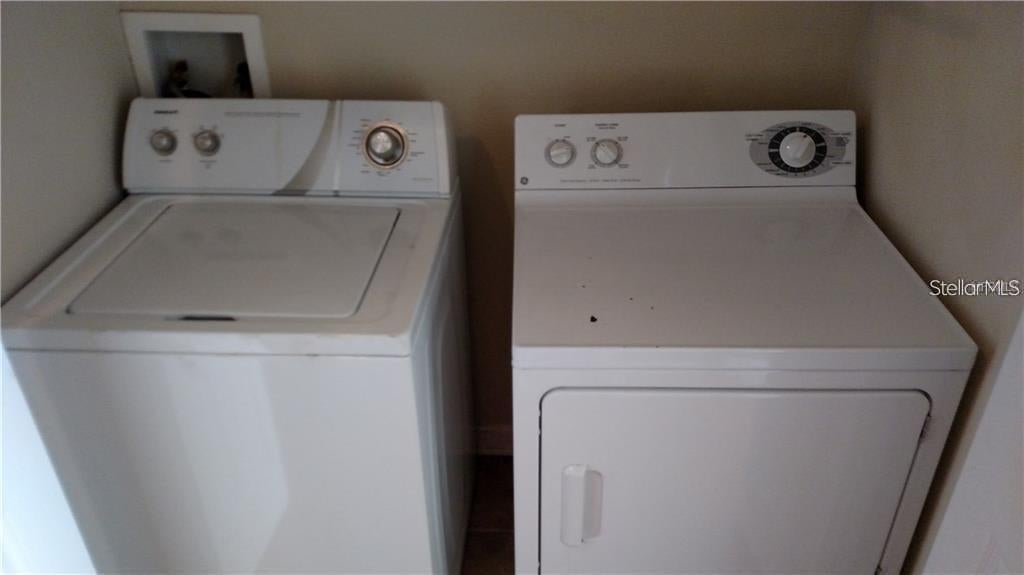 GRAND KEY A CONDO - Residential Lease