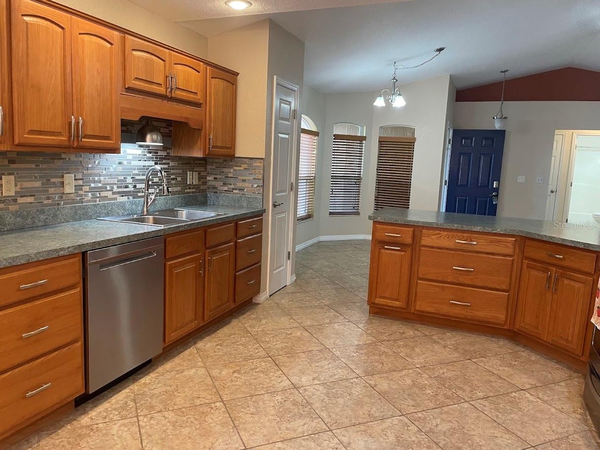 NATURES EDGE RESORT PH 01 - Residential