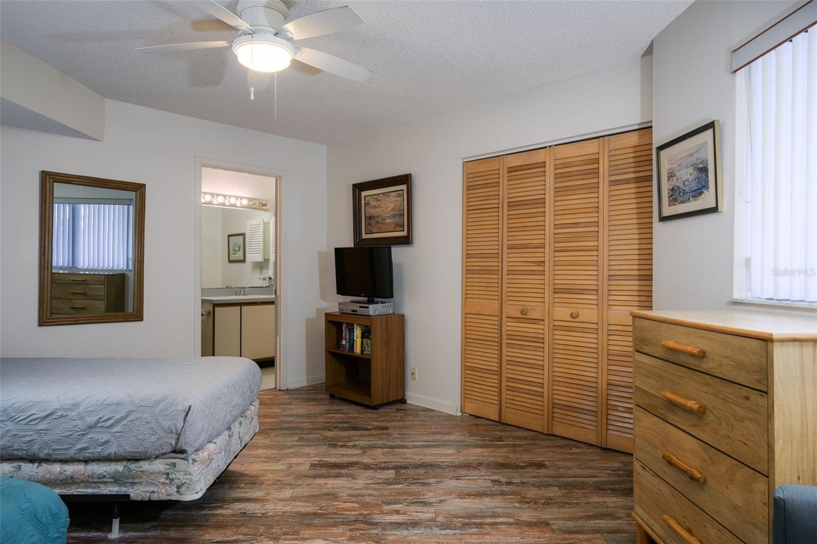 HIBISCUS 02 - Residential