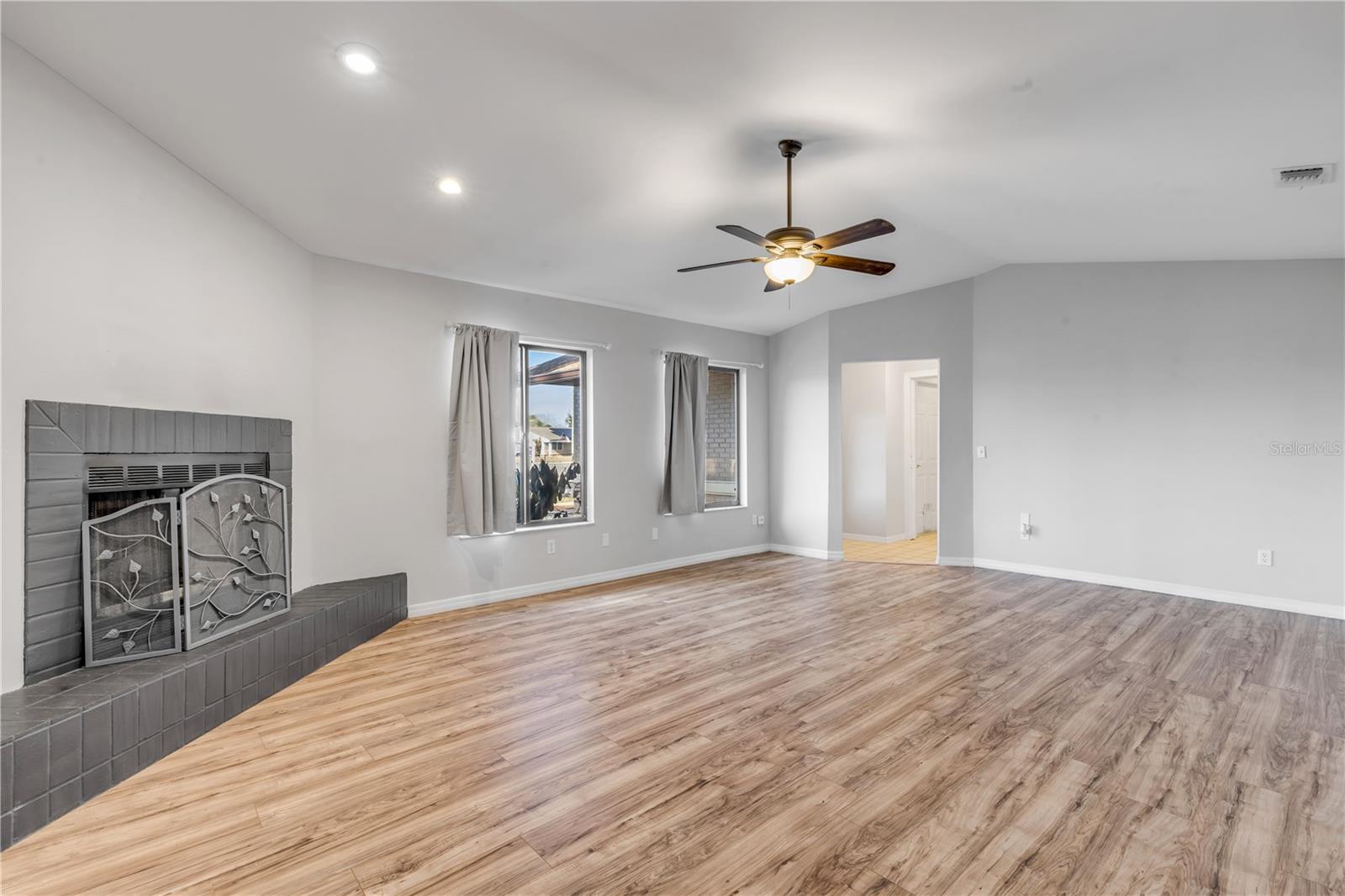 FLORIDA SHORES 01 - Residential