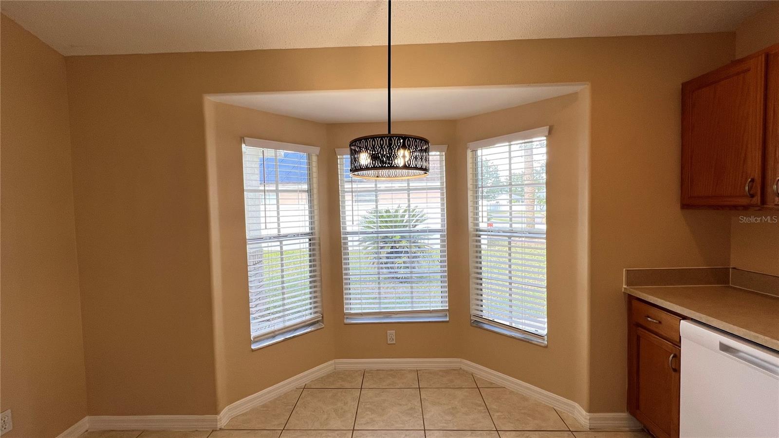 ORANGE TREE PH 03 LT 301 BEING IN 14-24-2 - Residential Lease