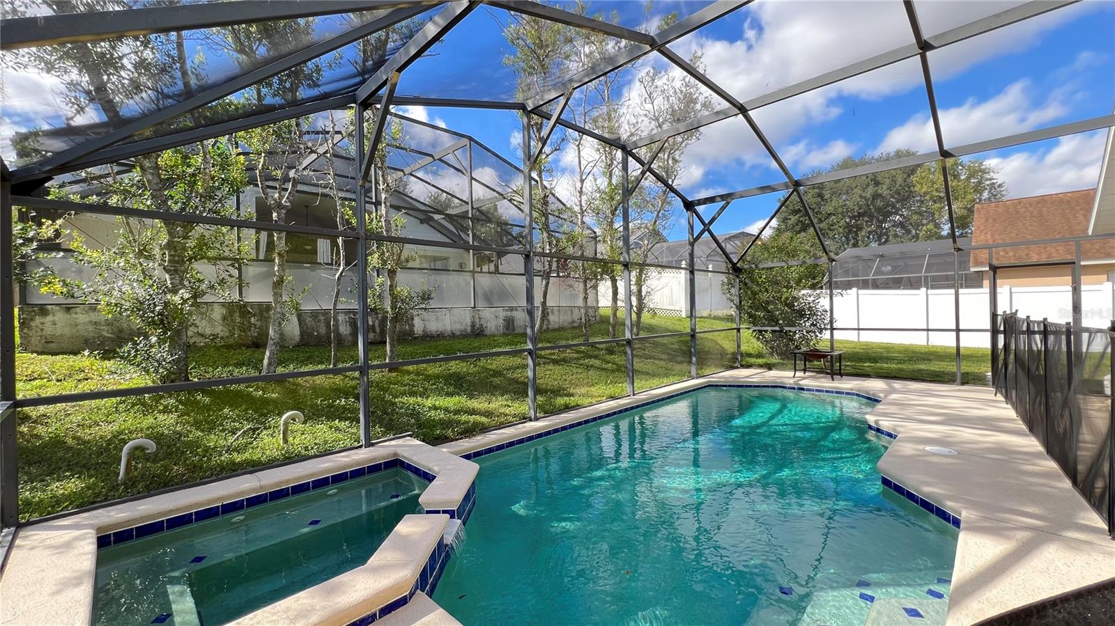 ORANGE TREE PH 03 LT 301 BEING IN 14-24-2 - Residential Lease