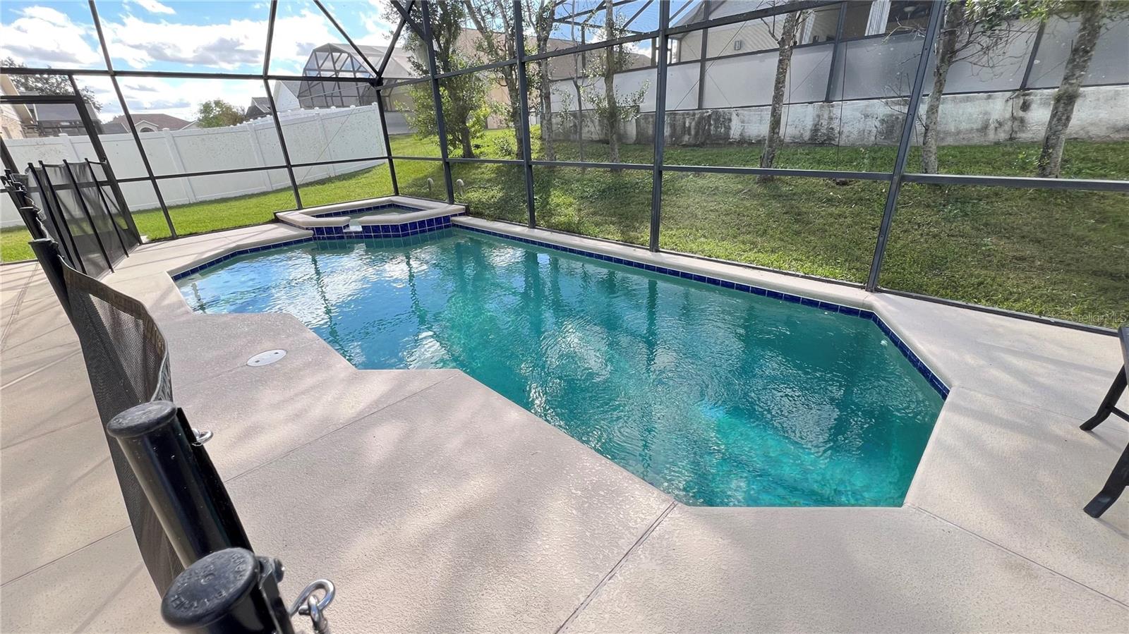 ORANGE TREE PH 03 LT 301 BEING IN 14-24-2 - Residential Lease