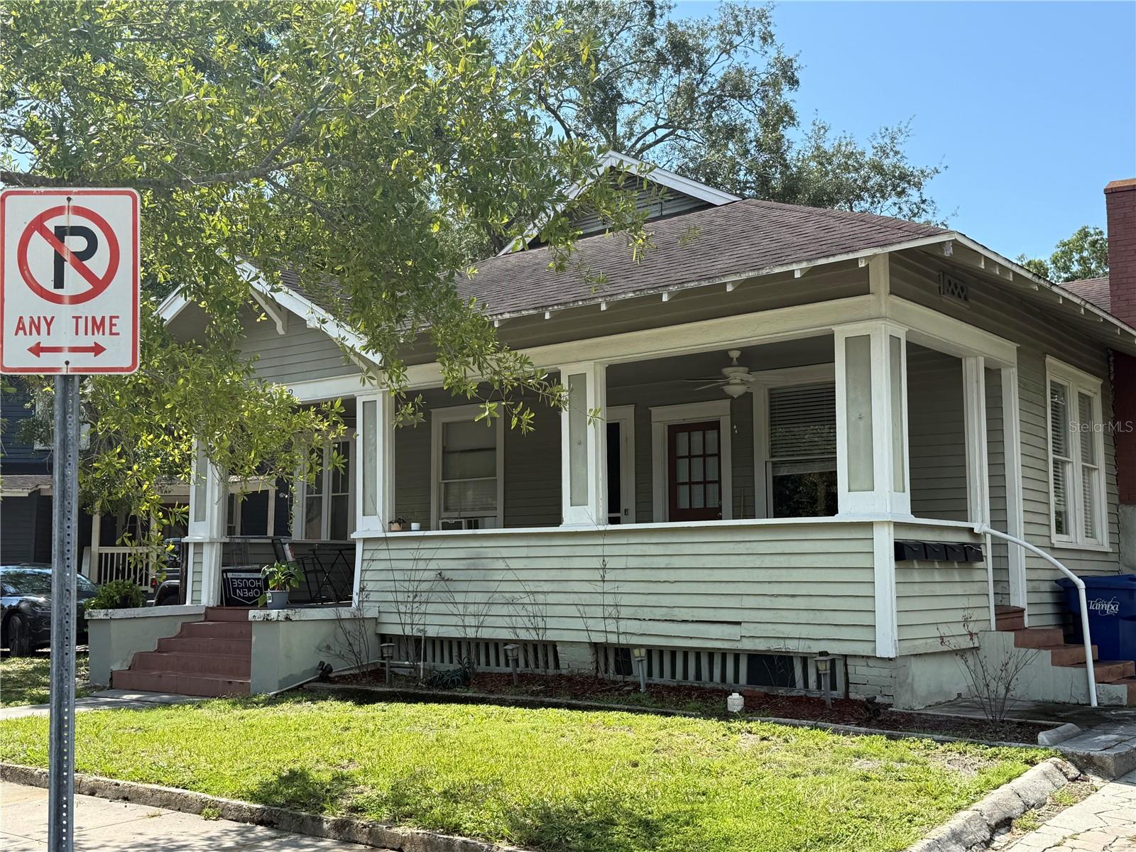 1902 WATROUS AVENUE