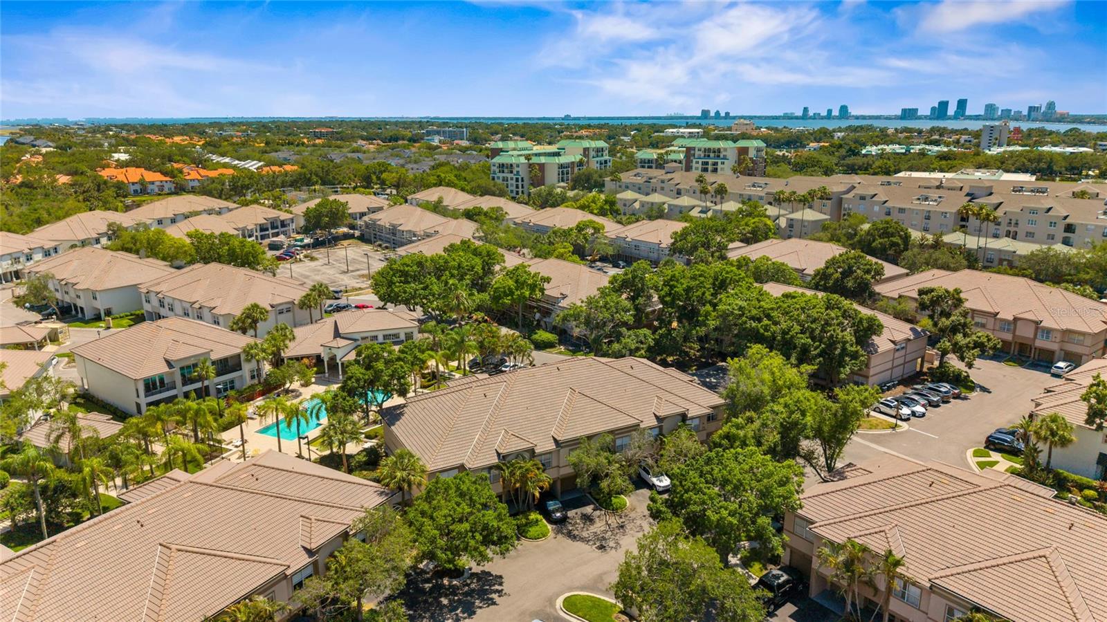 ISLAND WALK A CONDOMINIUM - Residential