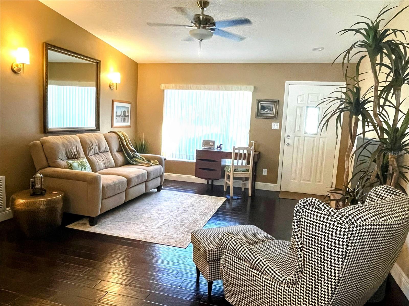 WILLIAMS GROVE - Residential