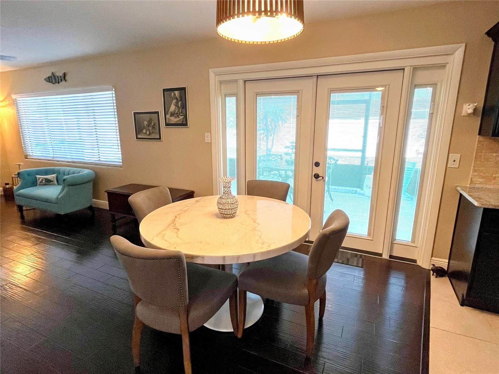 WILLIAMS GROVE - Residential