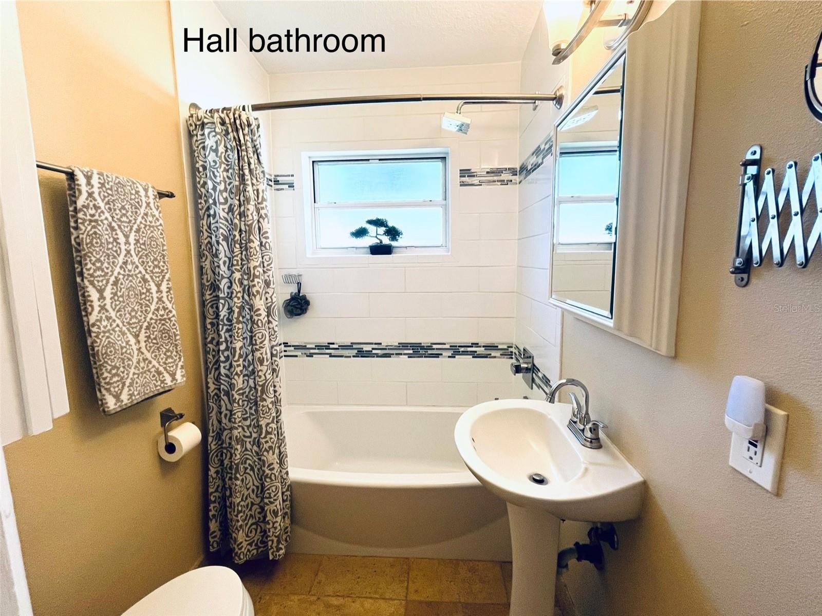 WILLIAMS GROVE - Residential