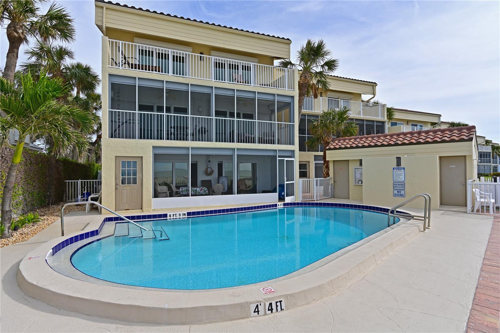 GOLDEN BEACH CONDO RESIDENCE - Residential