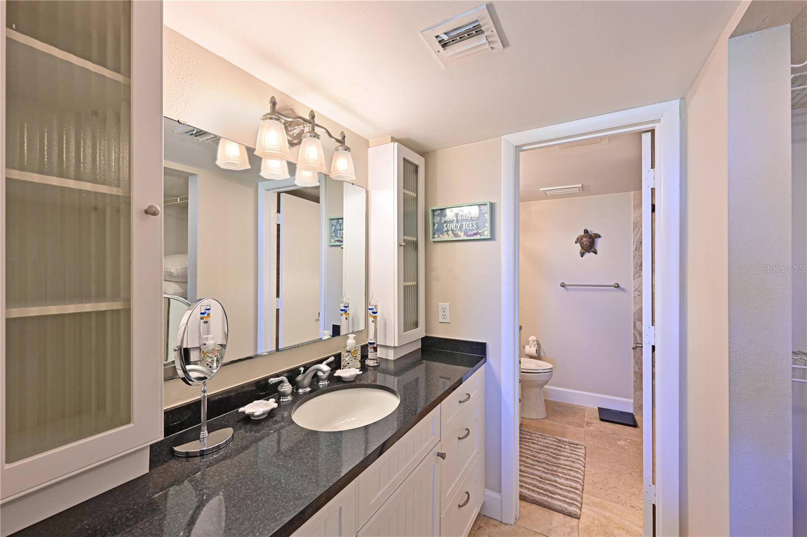 GOLDEN BEACH CONDO RESIDENCE - Residential