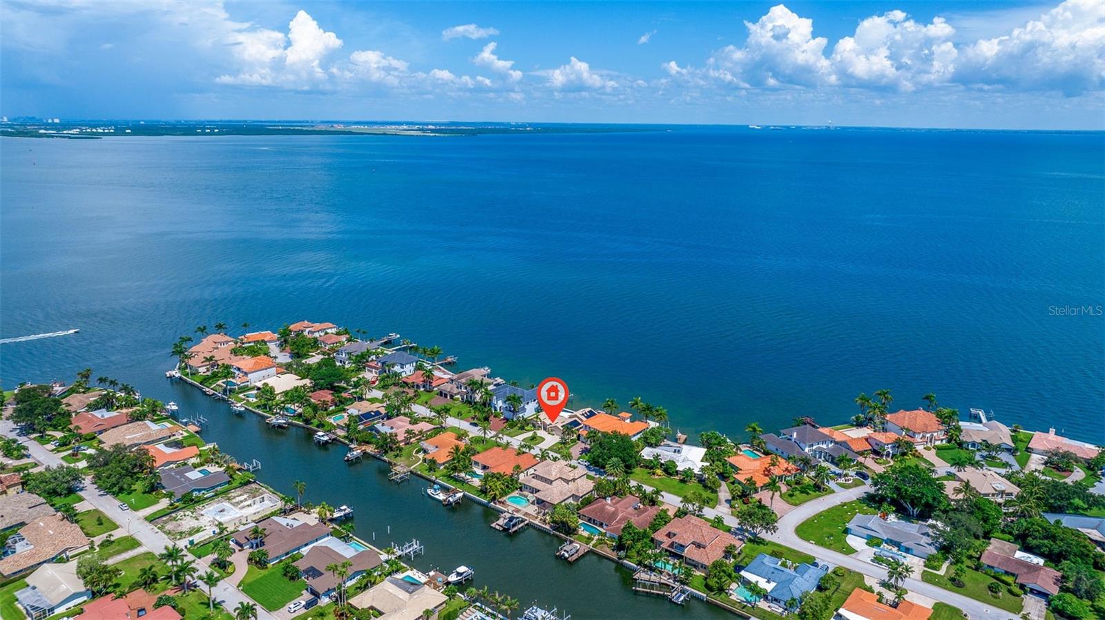 VENETIAN ISLES UNIT 8 - Residential