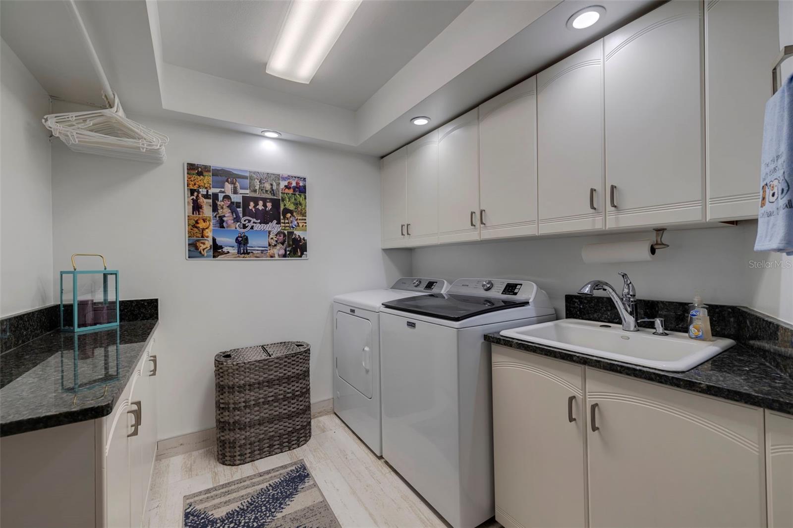 VENETIAN ISLES UNIT 8 - Residential