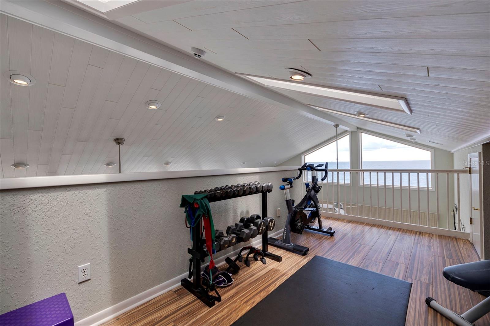 VENETIAN ISLES UNIT 8 - Residential