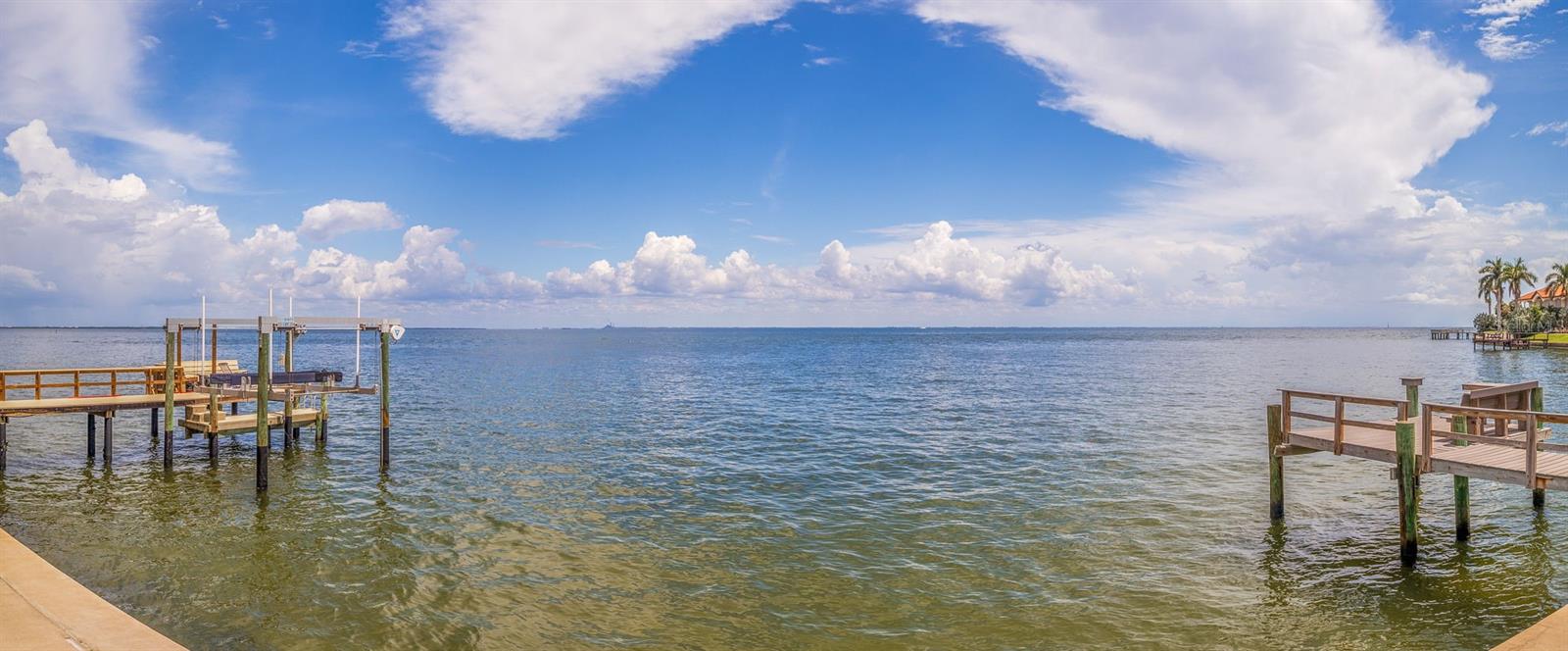 VENETIAN ISLES UNIT 8 - Residential