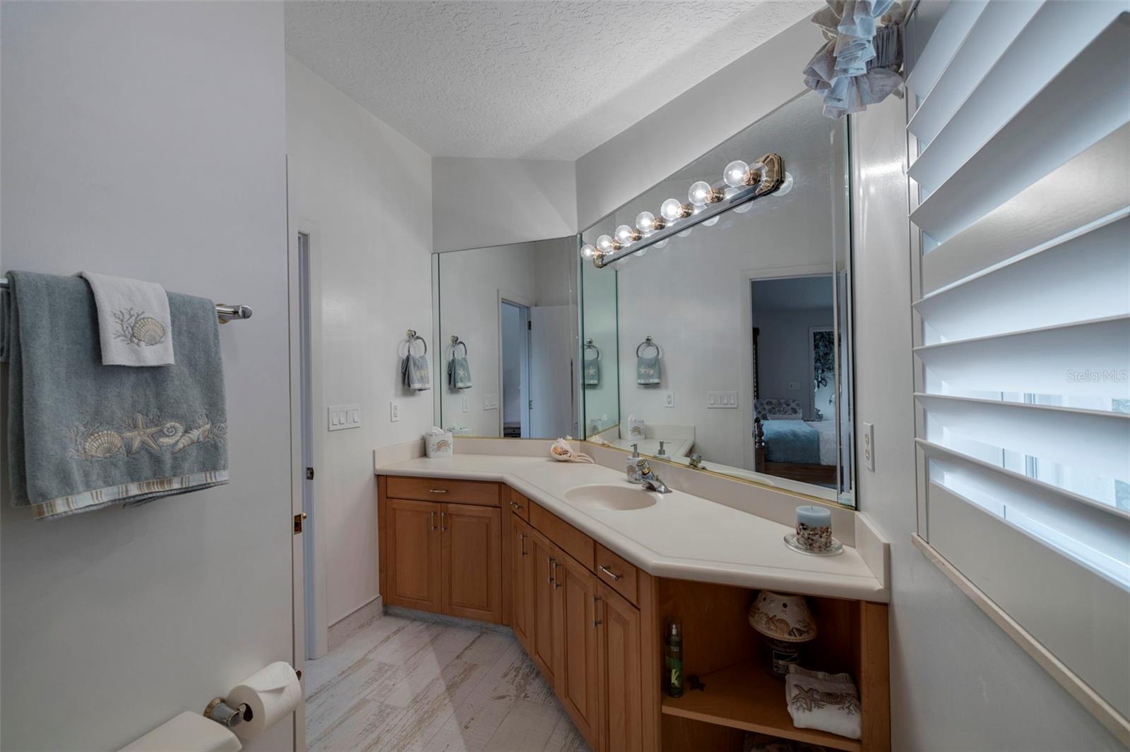 VENETIAN ISLES UNIT 8 - Residential