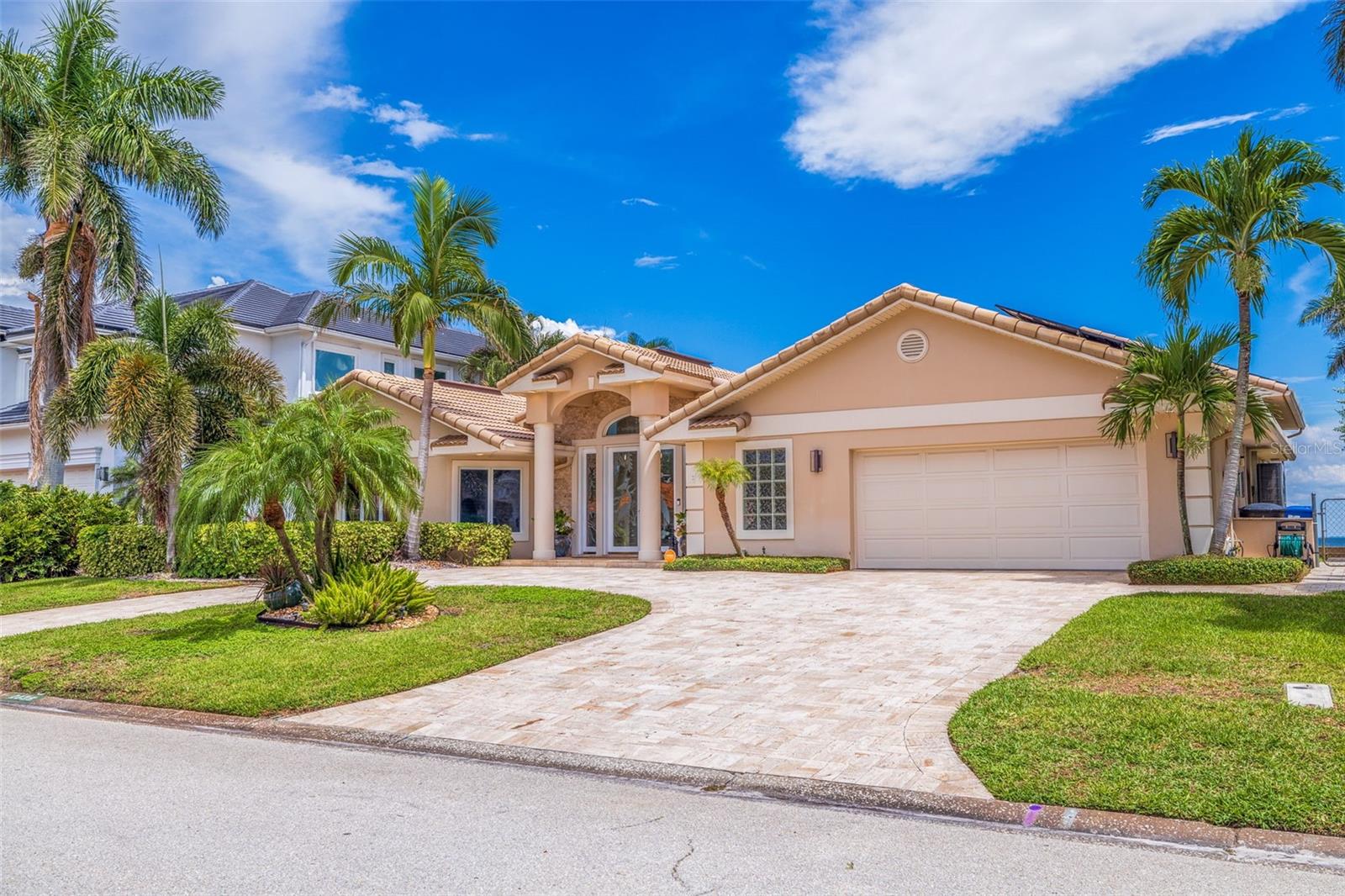 VENETIAN ISLES UNIT 8 - Residential