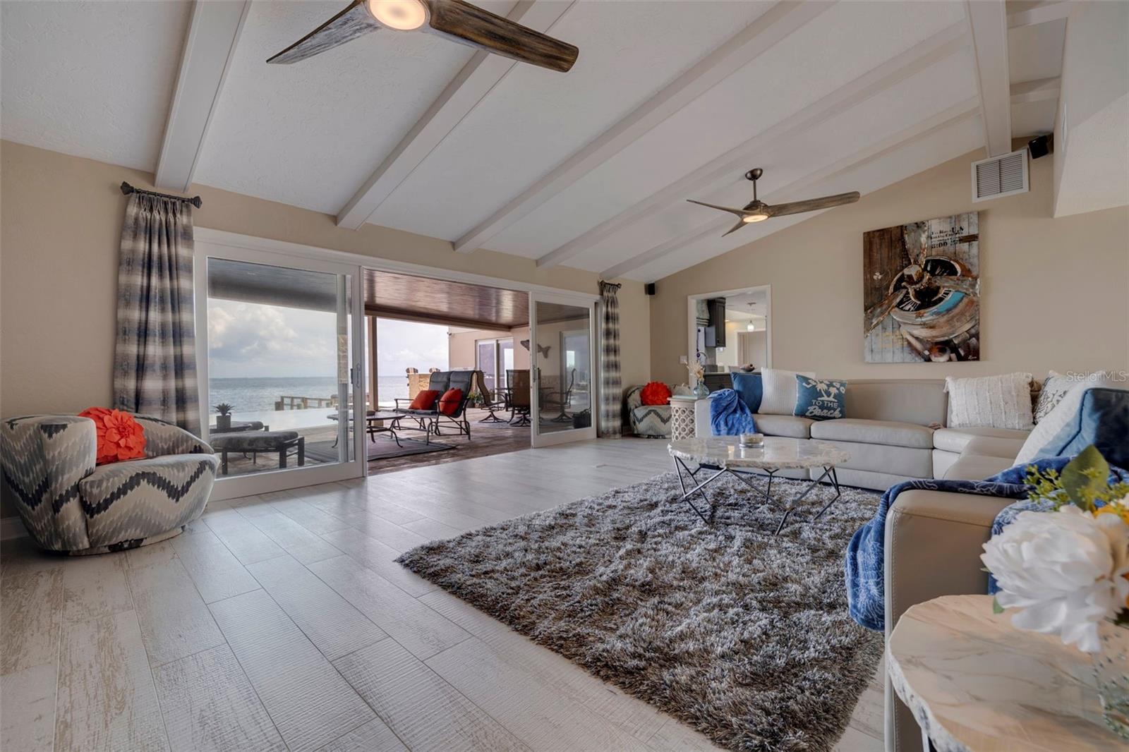 VENETIAN ISLES UNIT 8 - Residential