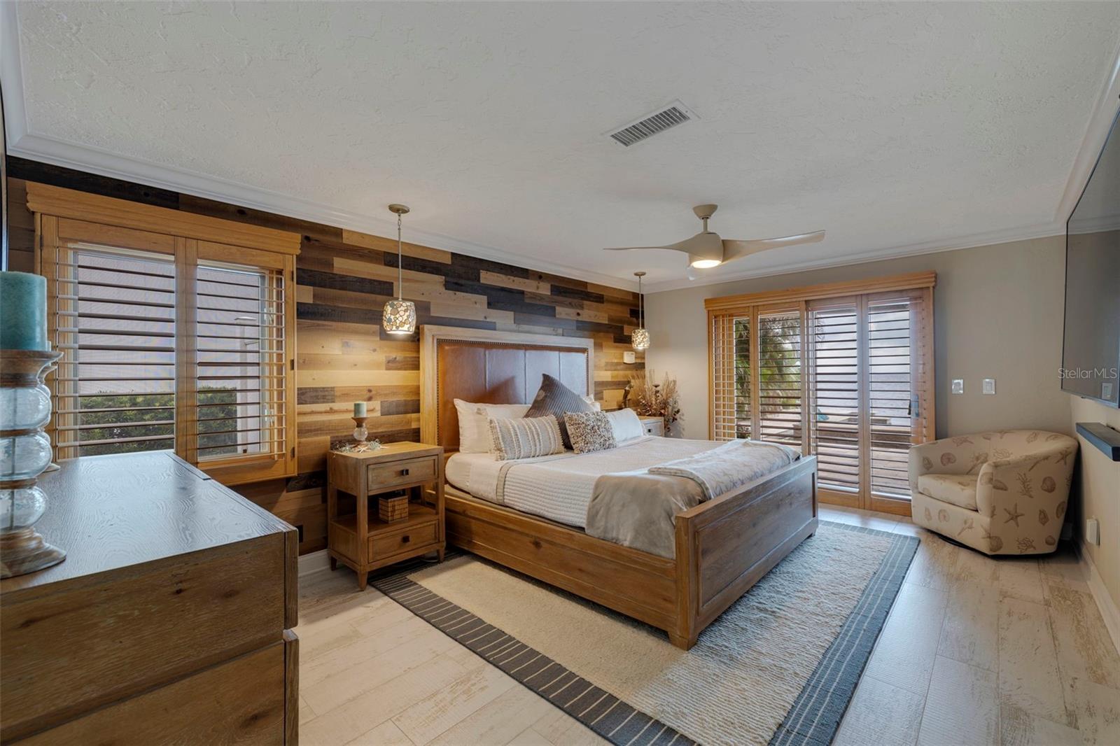 VENETIAN ISLES UNIT 8 - Residential