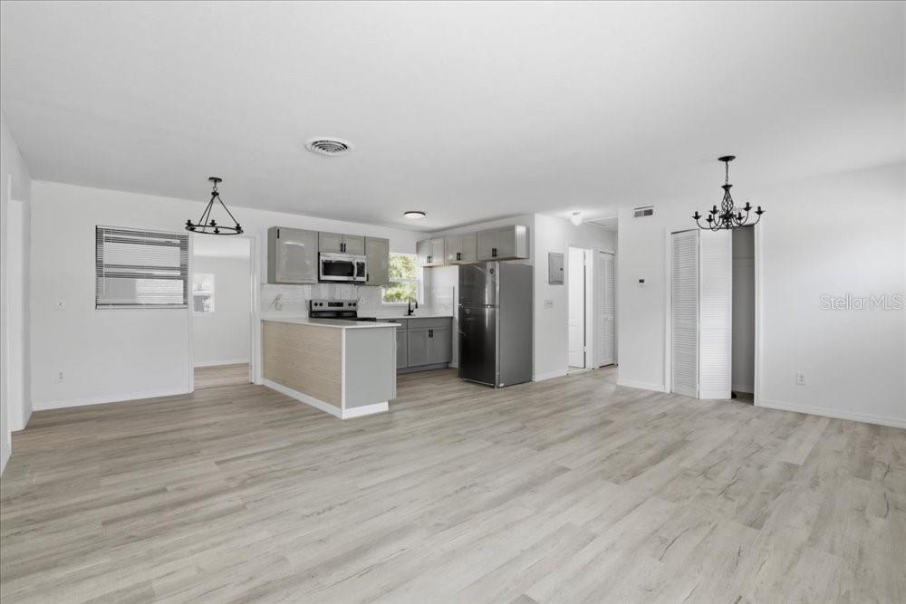 OAKLAND HILLS - Residential