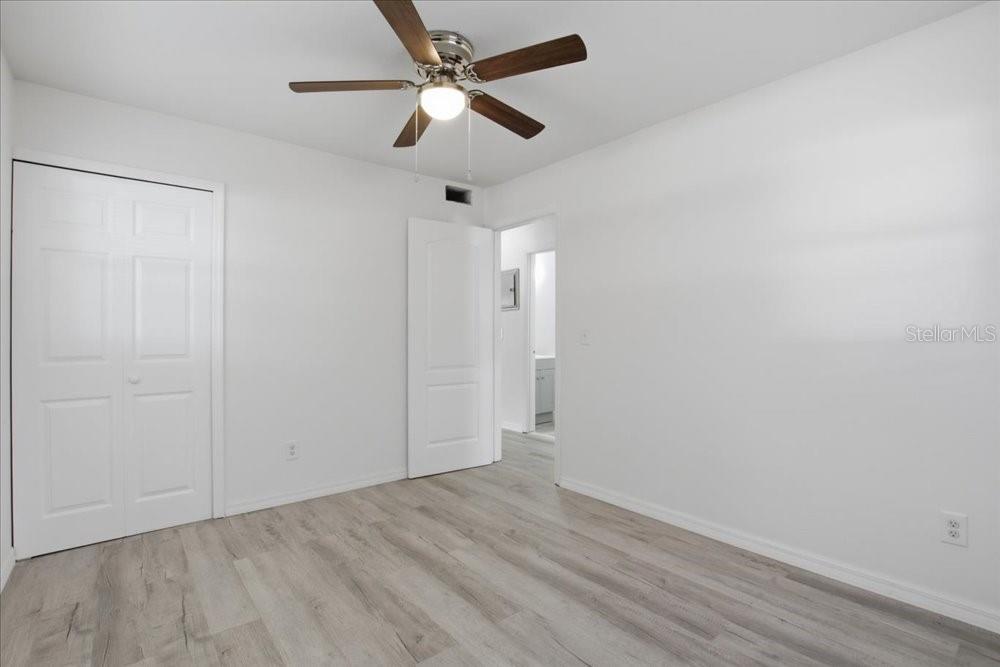 OAKLAND HILLS - Residential