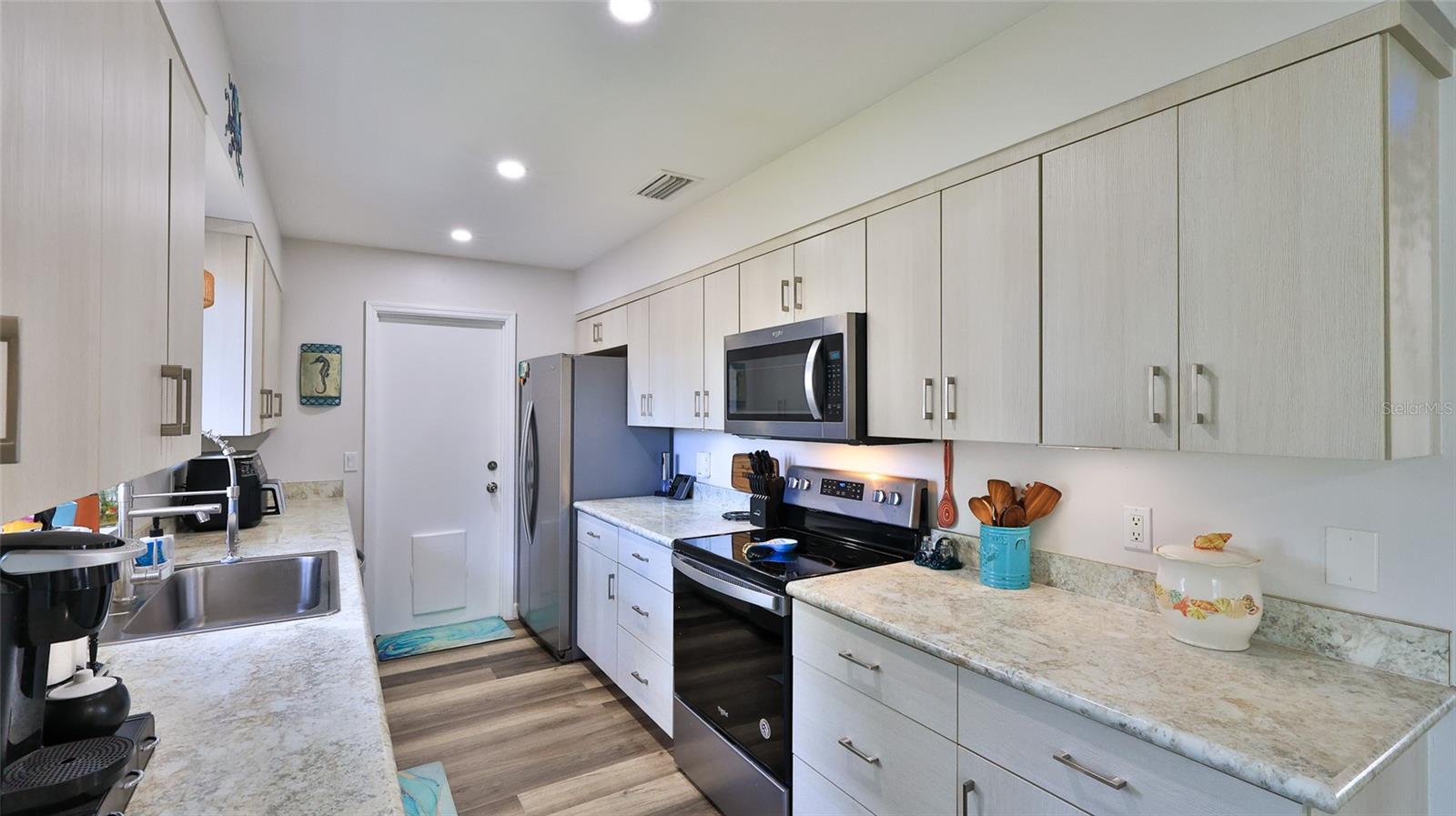 FLORIDA SHORES 01 - Residential