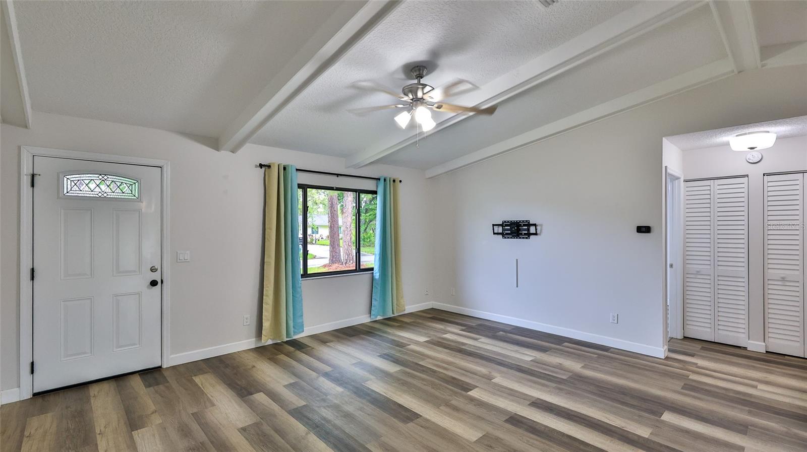 2917 SABAL PALM DRIVE