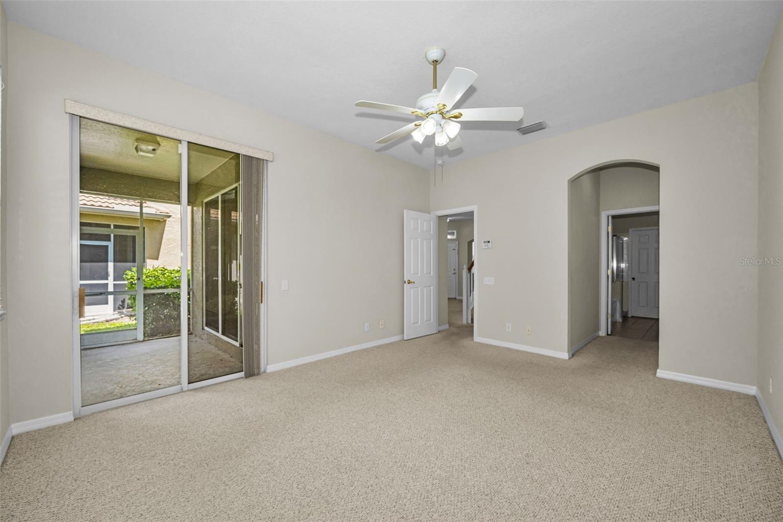 COVERED BRIDGE TWNHMS - Residential