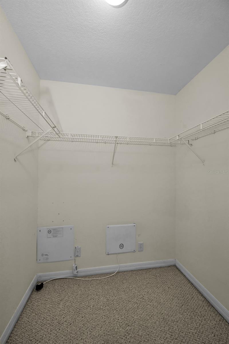 COVERED BRIDGE TWNHMS - Residential