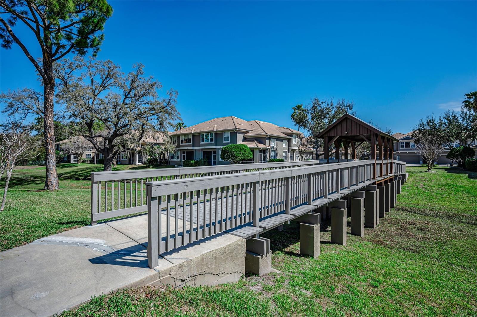 COVERED BRIDGE TWNHMS - Residential