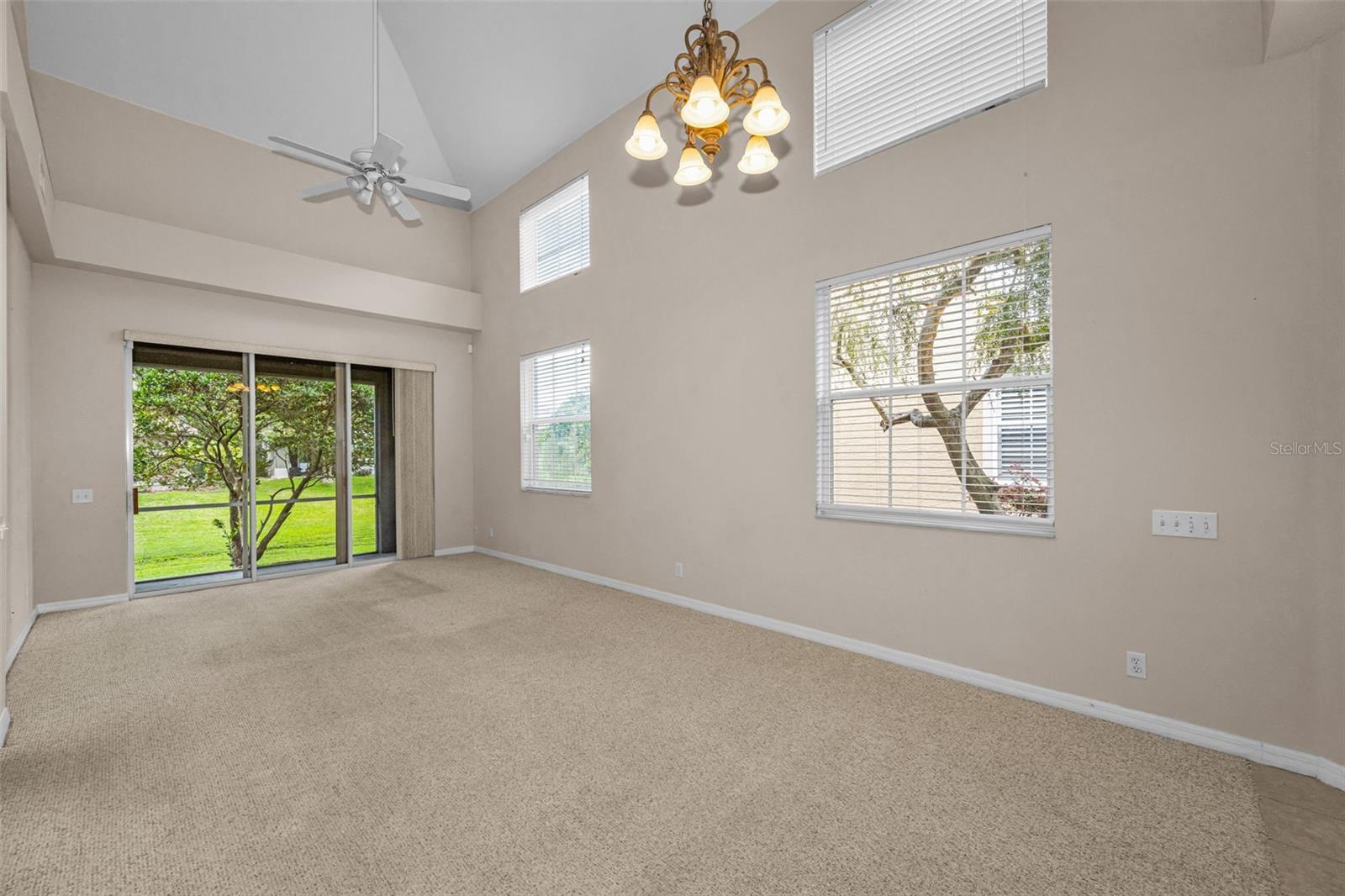 COVERED BRIDGE TWNHMS - Residential