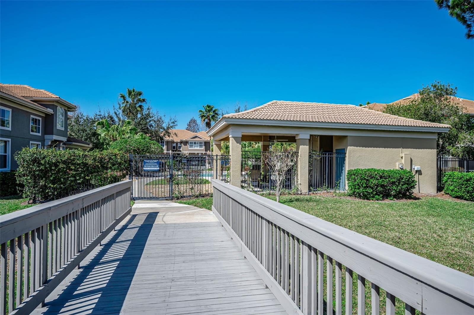 COVERED BRIDGE TWNHMS - Residential
