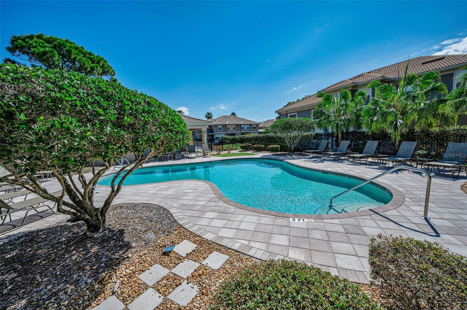 COVERED BRIDGE TWNHMS - Residential