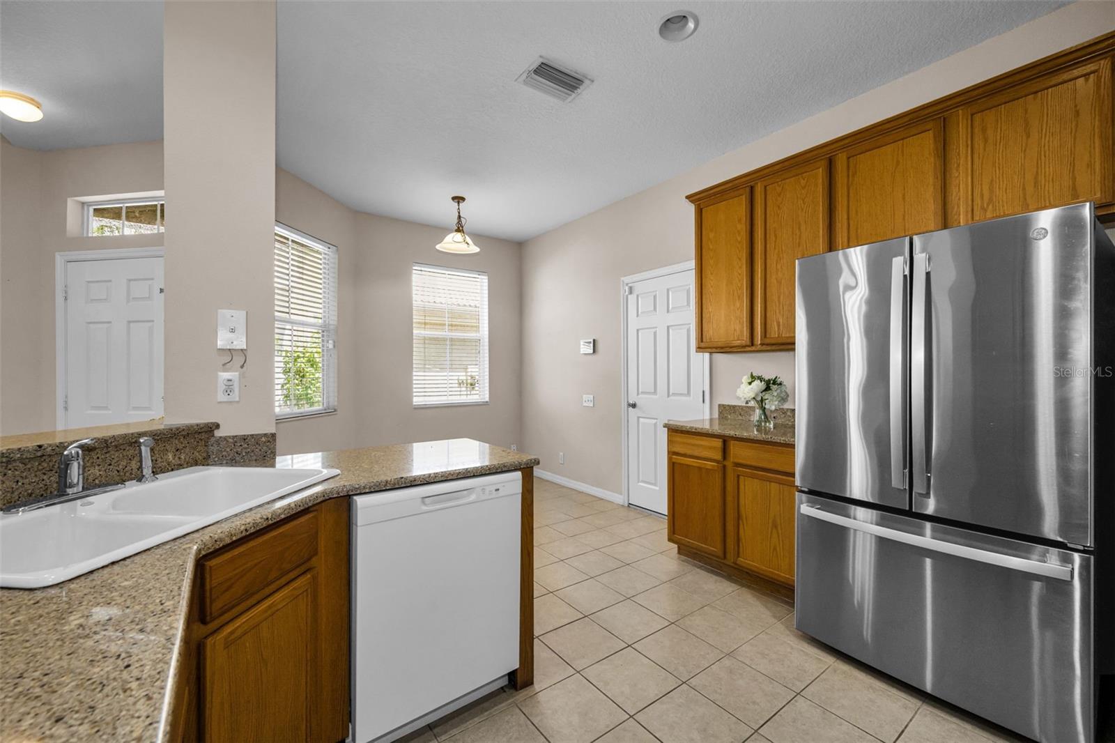 COVERED BRIDGE TWNHMS - Residential