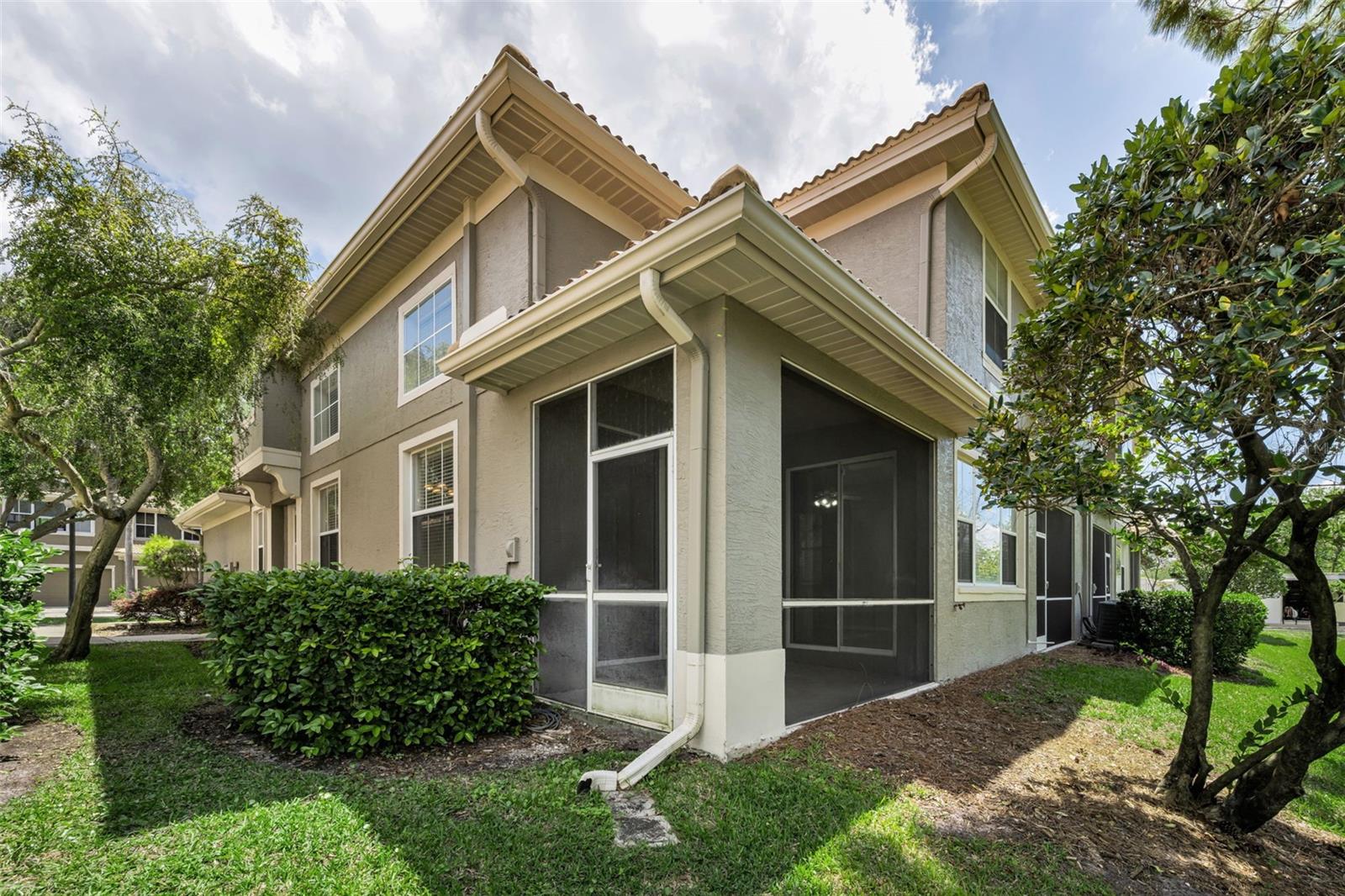 COVERED BRIDGE TWNHMS - Residential