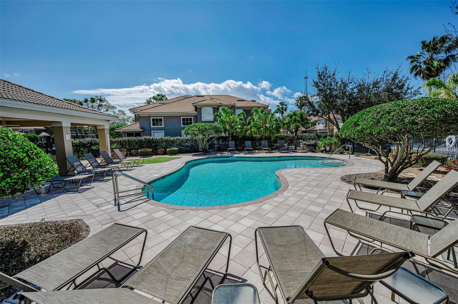 COVERED BRIDGE TWNHMS - Residential