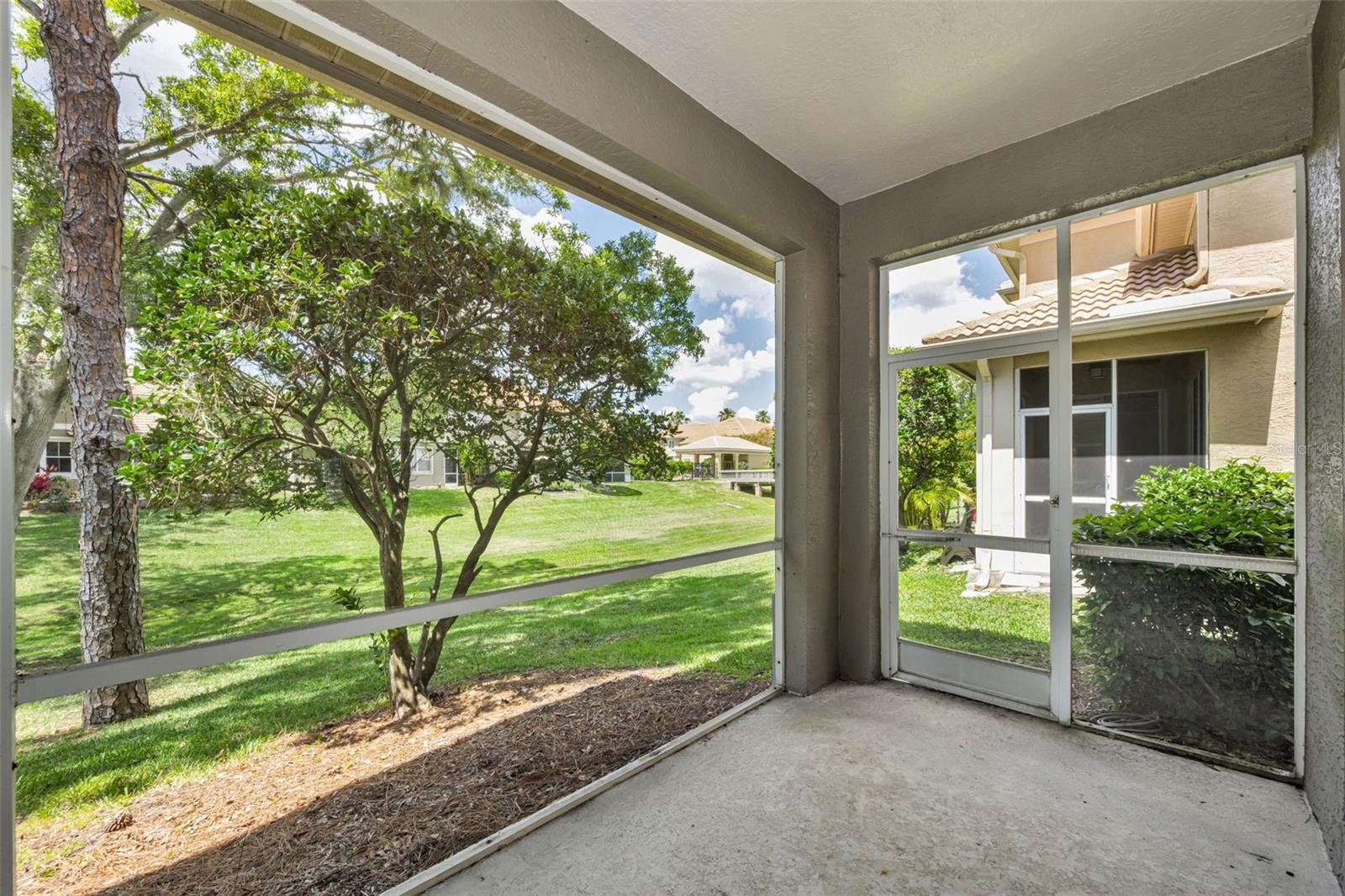 COVERED BRIDGE TWNHMS - Residential