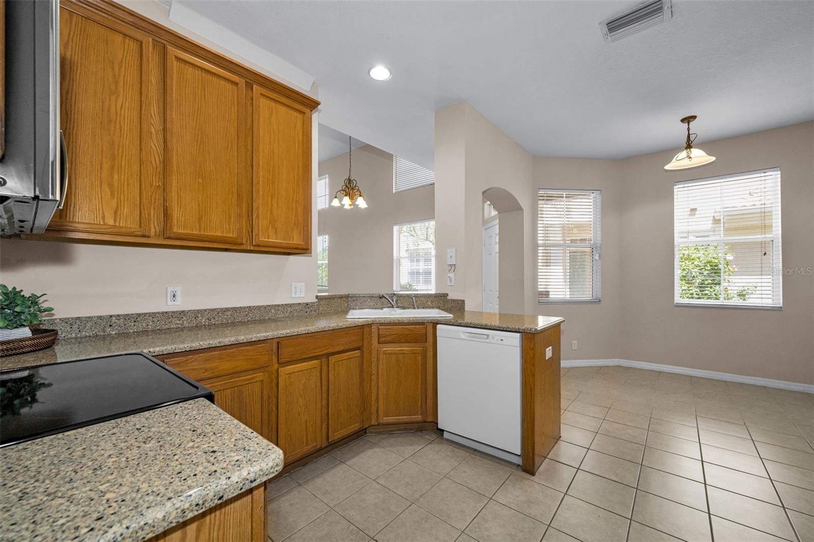 COVERED BRIDGE TWNHMS - Residential