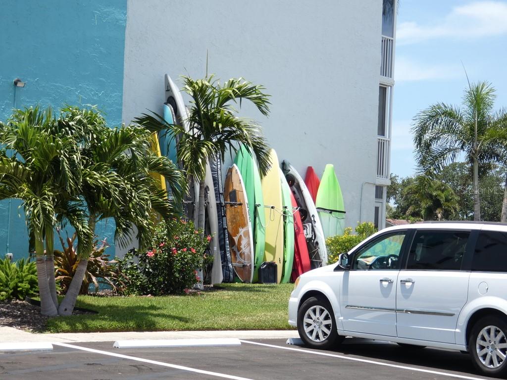 MOORINGS OF MAXIMO CONDO - Residential