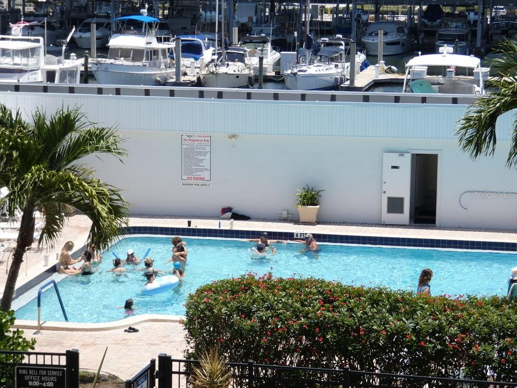 MOORINGS OF MAXIMO CONDO - Residential