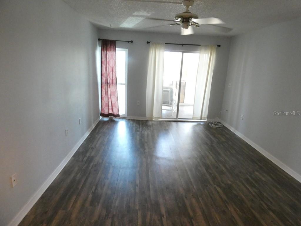 MOORINGS OF MAXIMO CONDO - Residential