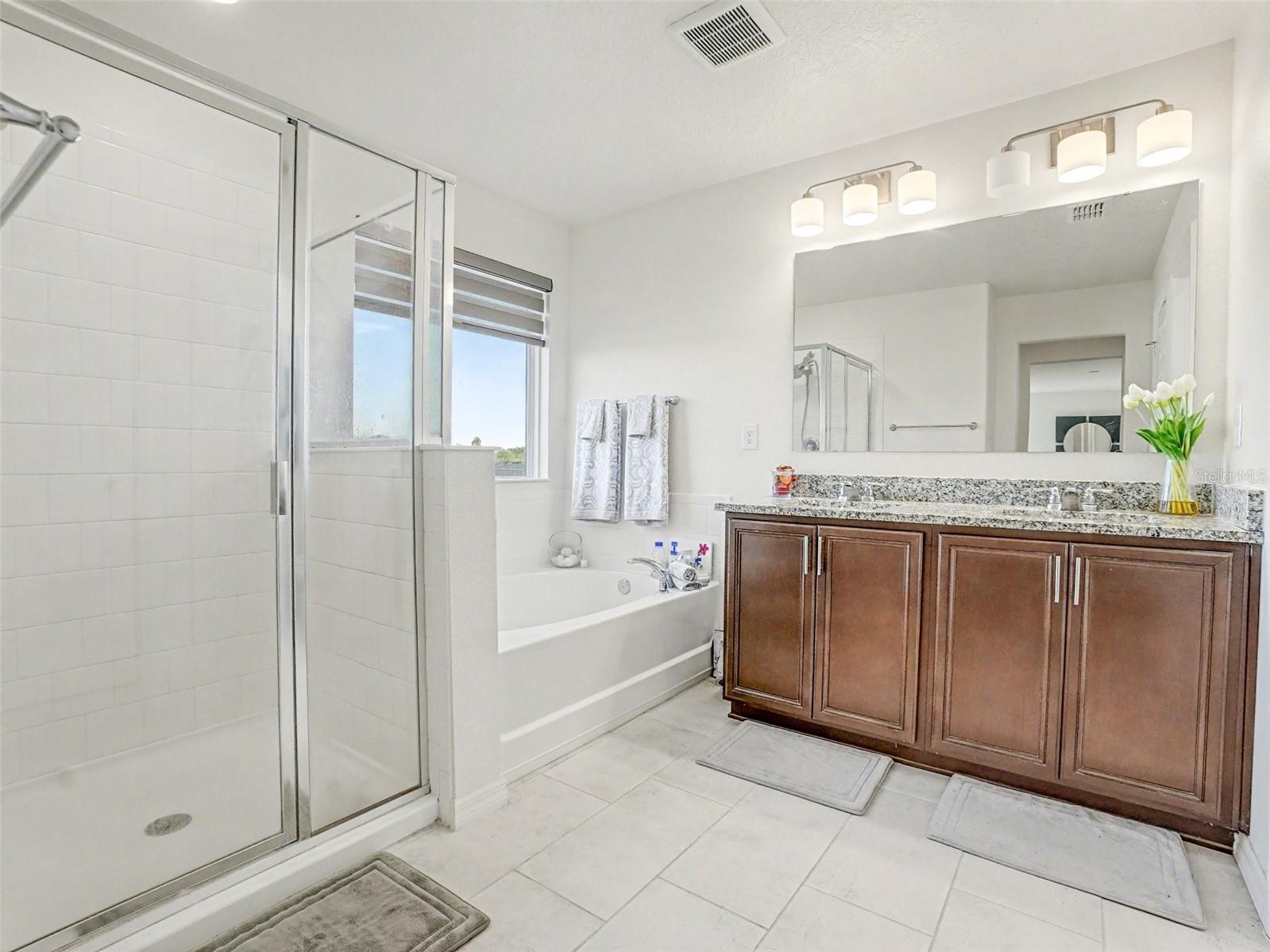 CARRIAGE HILL - Residential