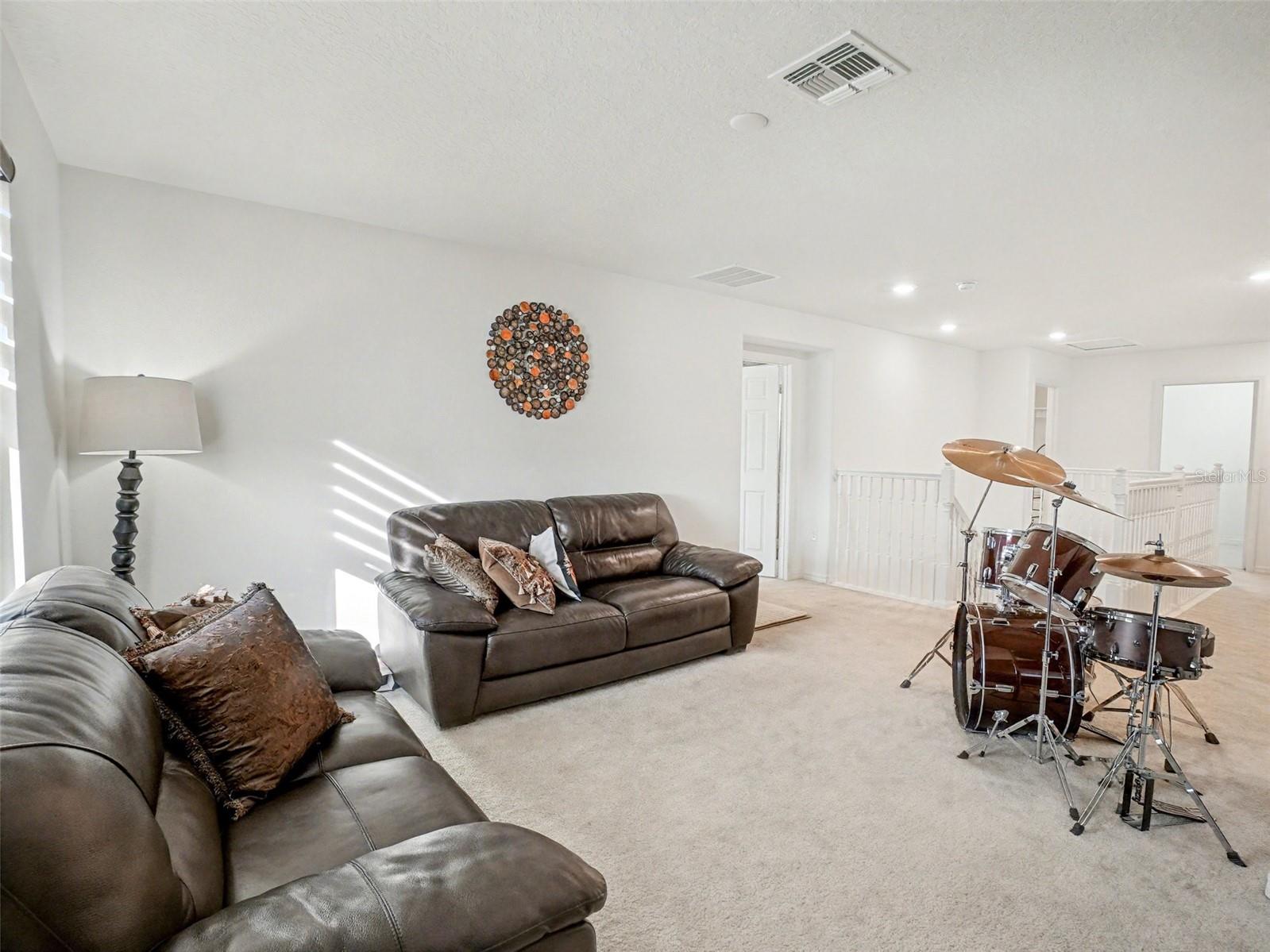 CARRIAGE HILL - Residential