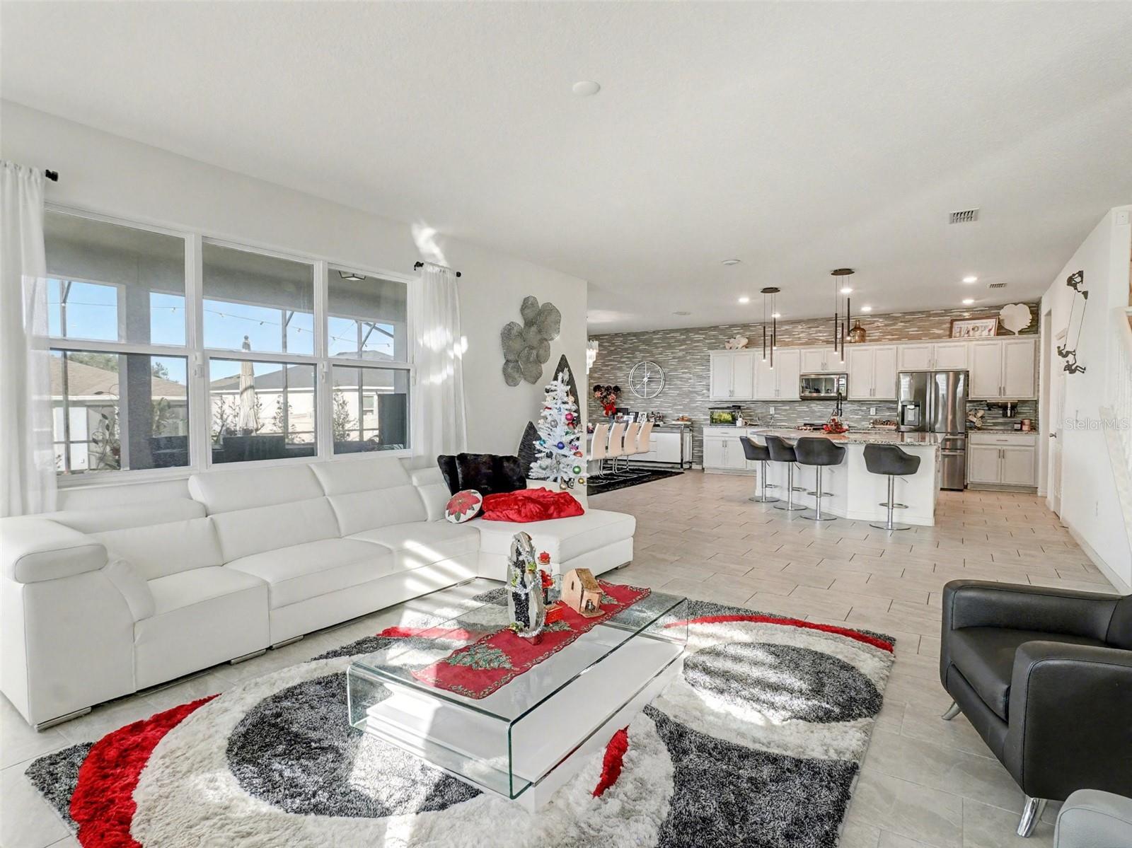 CARRIAGE HILL - Residential