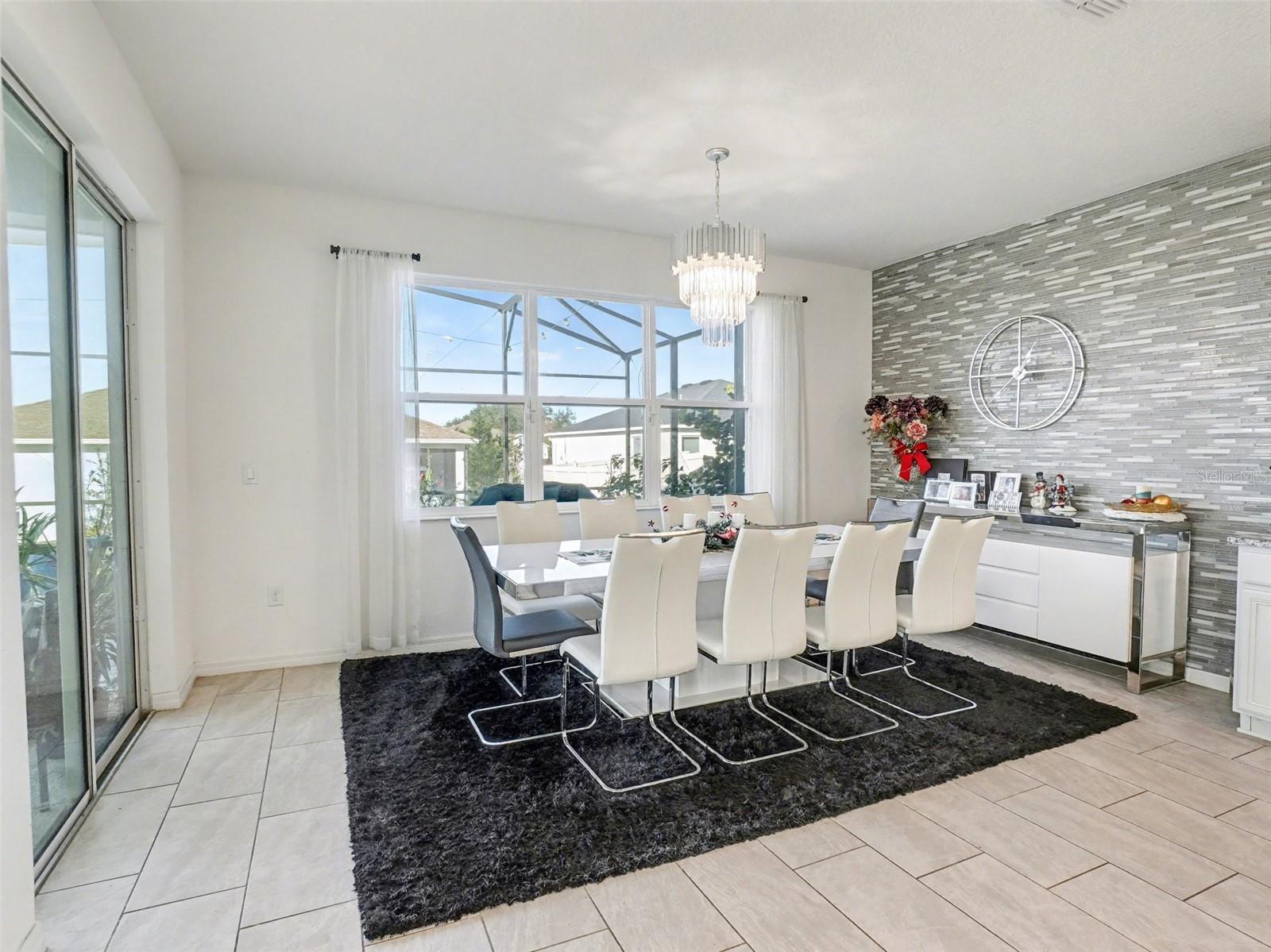 CARRIAGE HILL - Residential