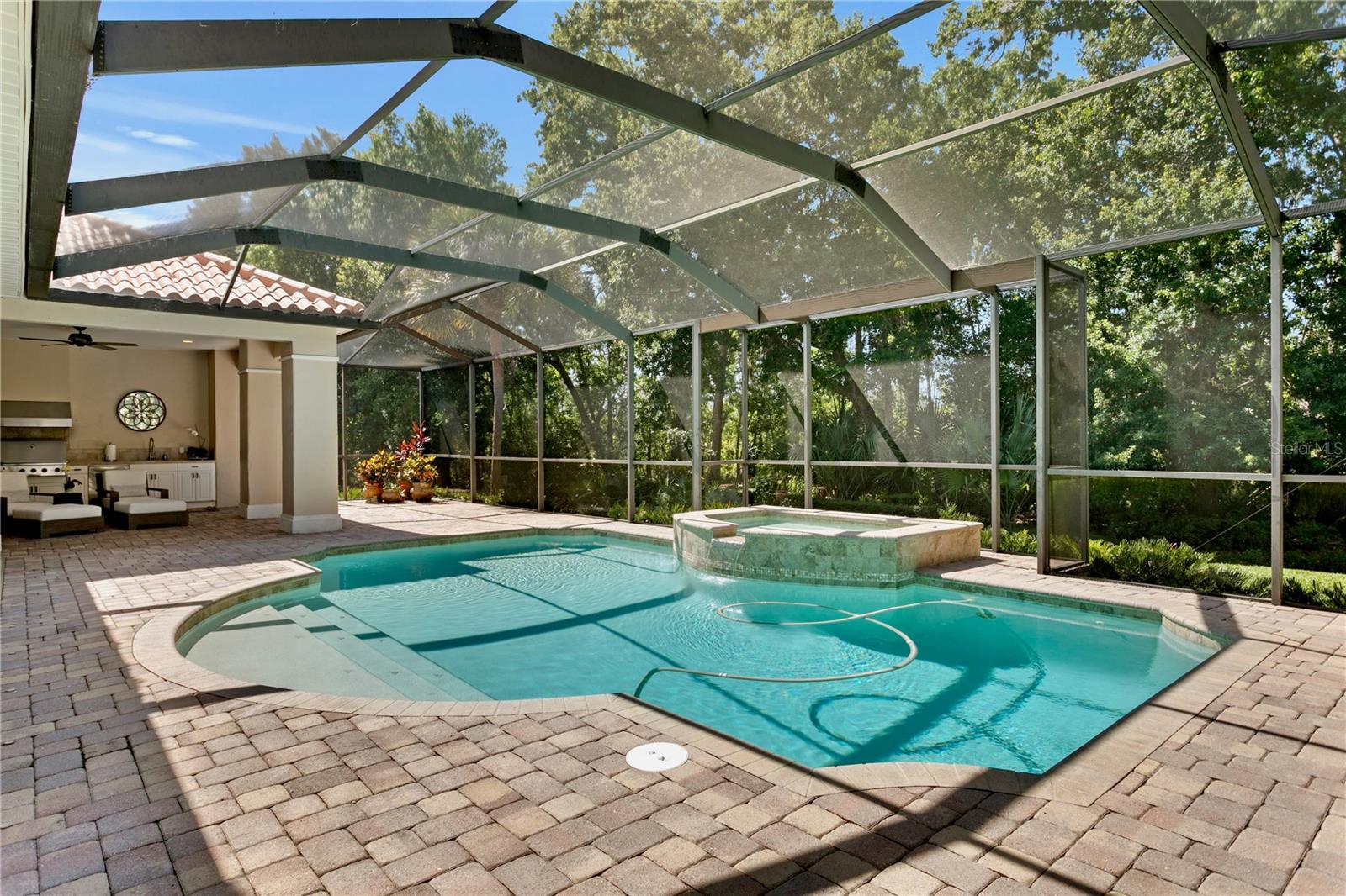 1805 BELLA LAGO LANE