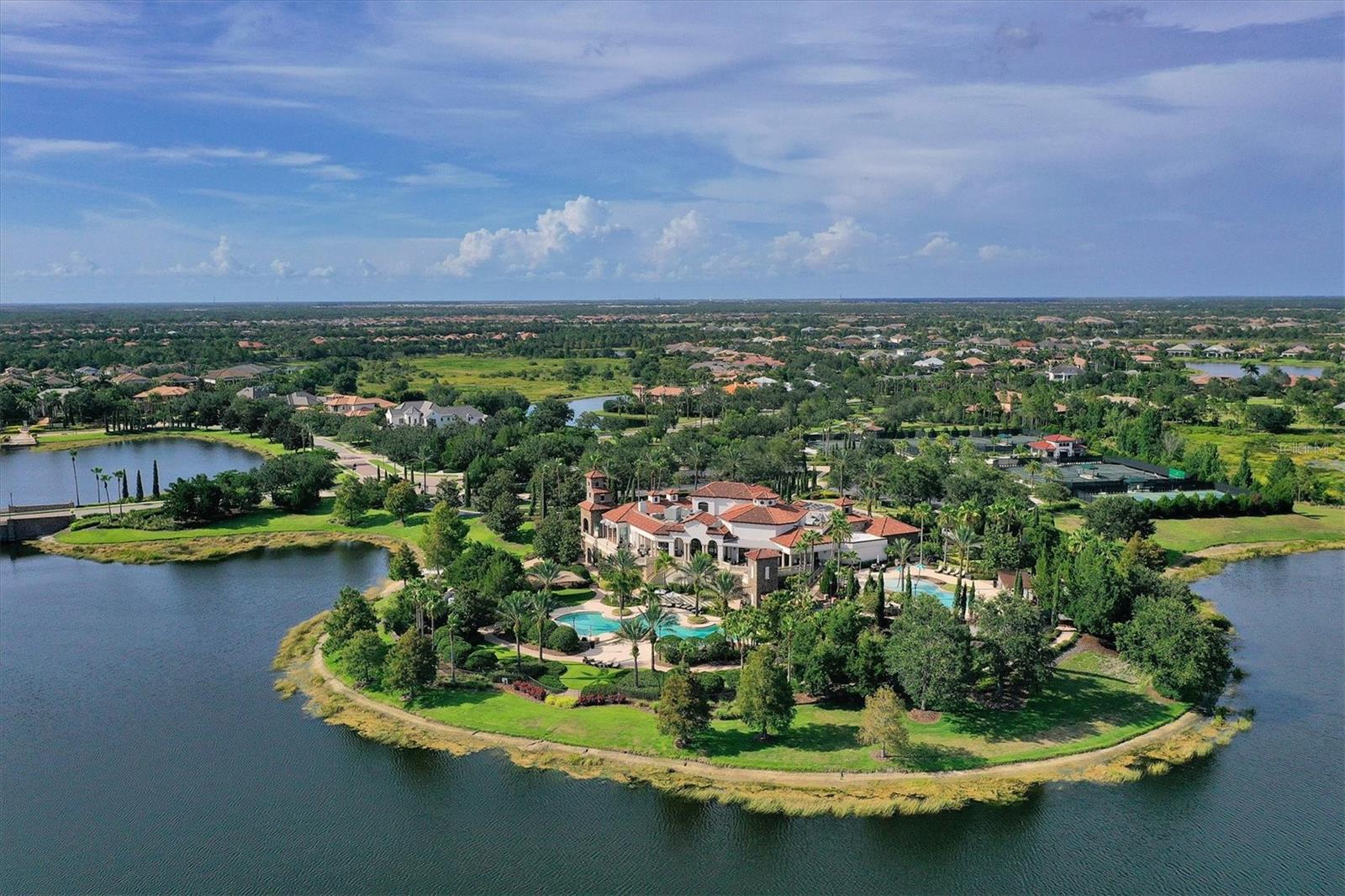 LAKE CLUB PH I - Residential