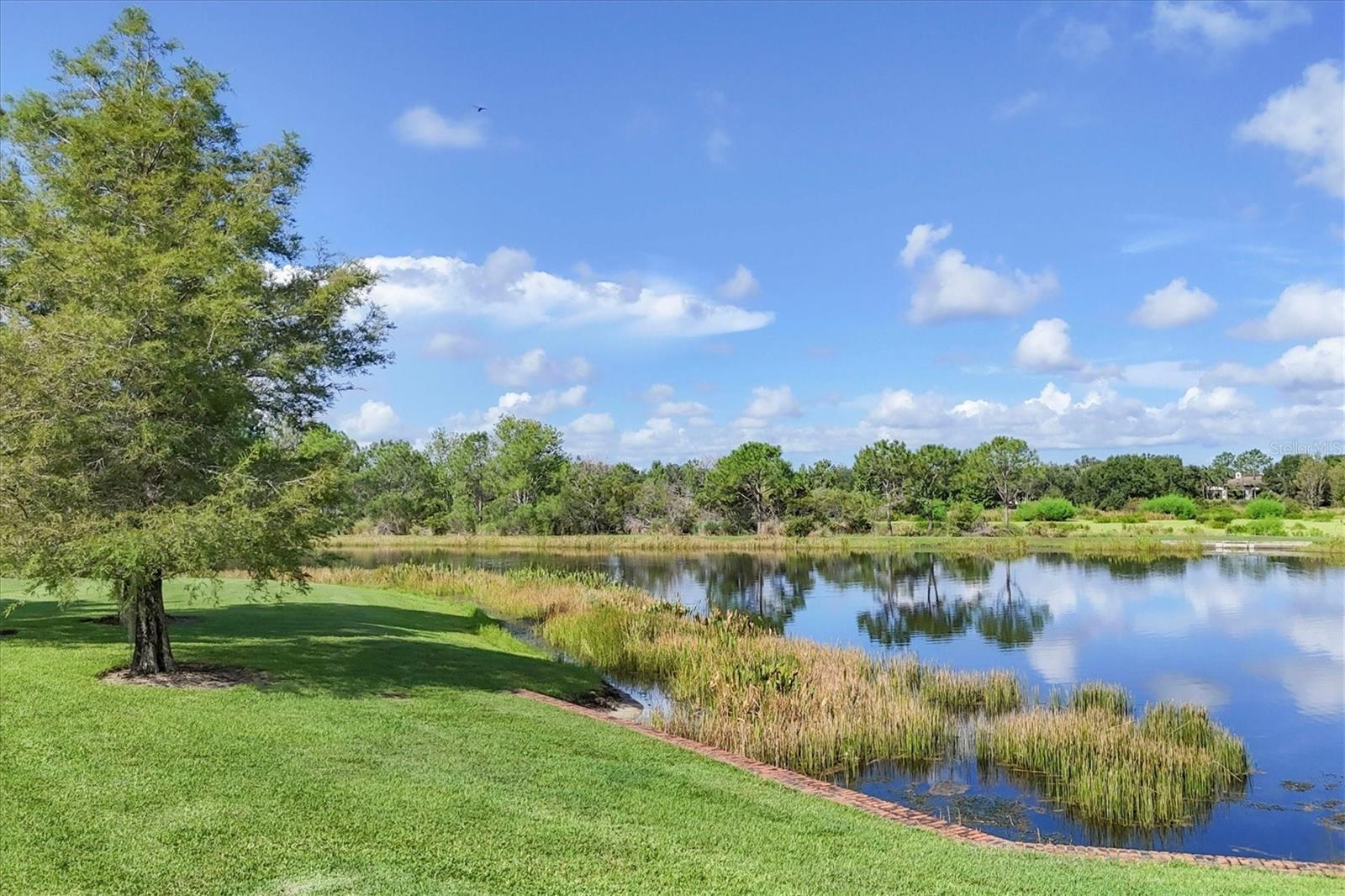 LAKE CLUB PH I - Residential