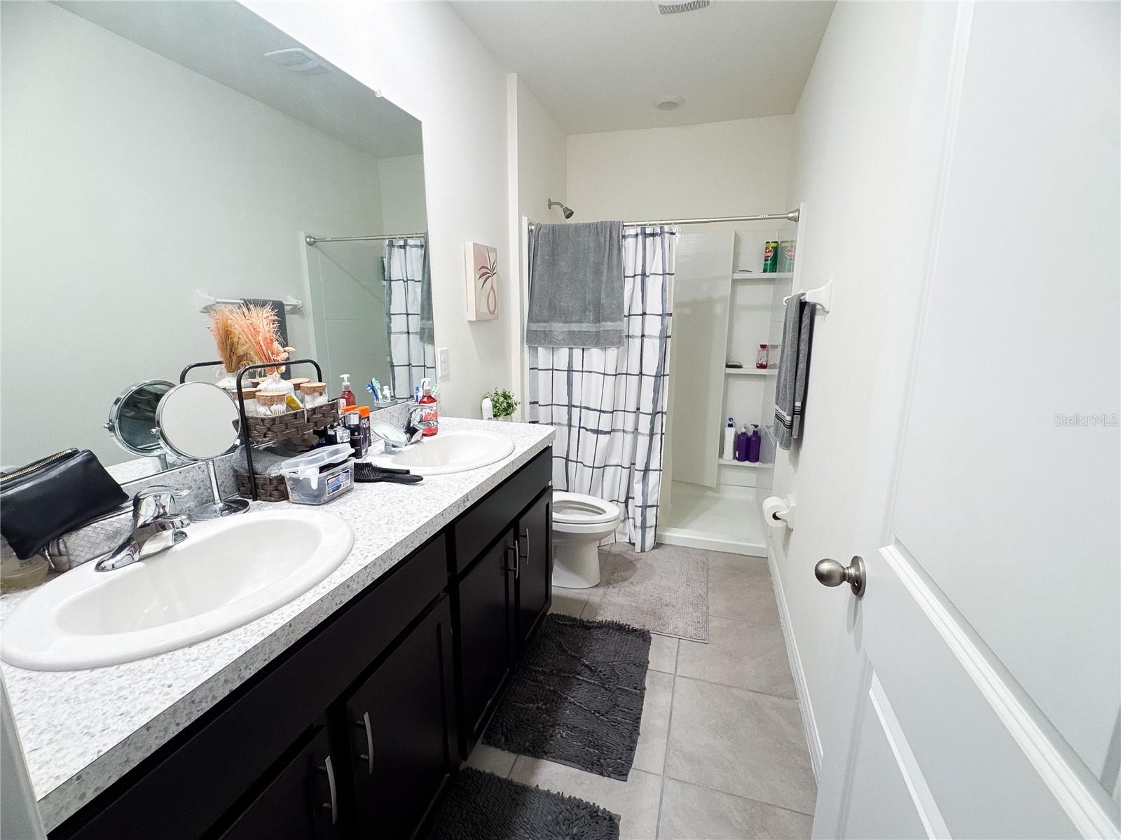 ASHBERRY VILLAGE PH 1 - Residential Lease