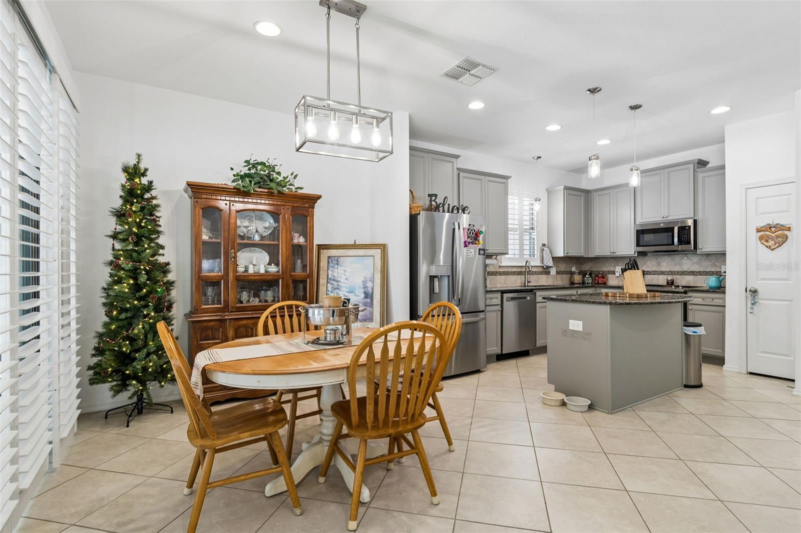 TRILLIUM VILLAGE D - Residential