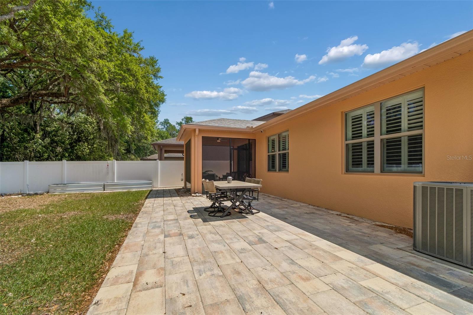 TRILLIUM VILLAGE D - Residential